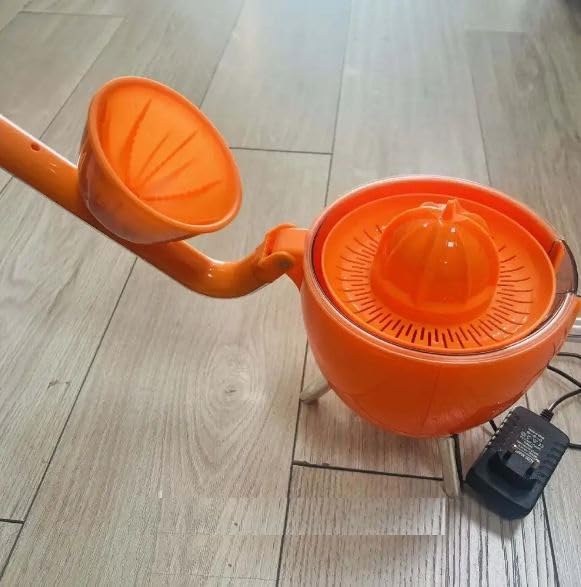 Clefairy Citrus Juicer 300W | Electric Orange Juicer with 2 Cones for Large & Small Fruits | Easy-to-Clean Lemon & Grapefruit Juice Machine