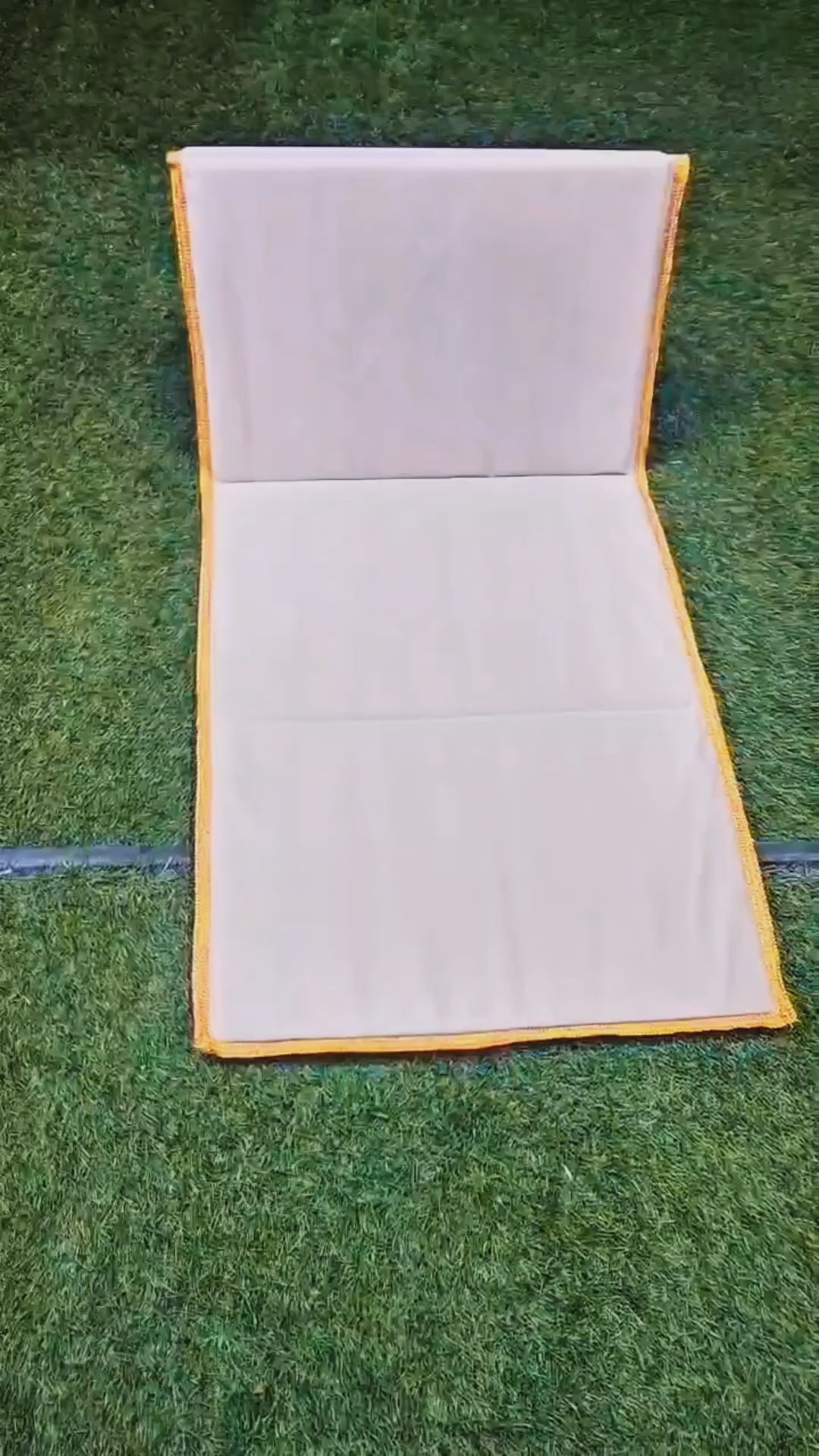 Foldable Prayer Mat with backrest – Travel-Friendly, Portable & Customizable (includes a bag)